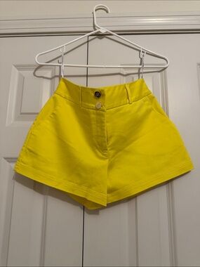 High-Waist Yellow Women's Shorts with Button Front